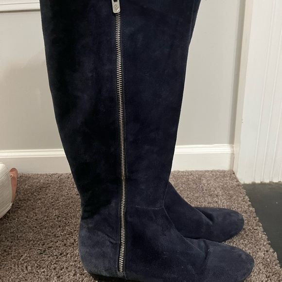 Blue Suede Boots - Picture 5 of 8